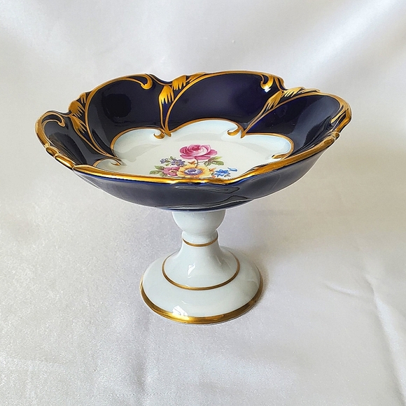 Fine Porcelain JlMenau Graf Von Henneberg Pedestal Compote Bowl/ Candy Dish - Picture 2 of 8